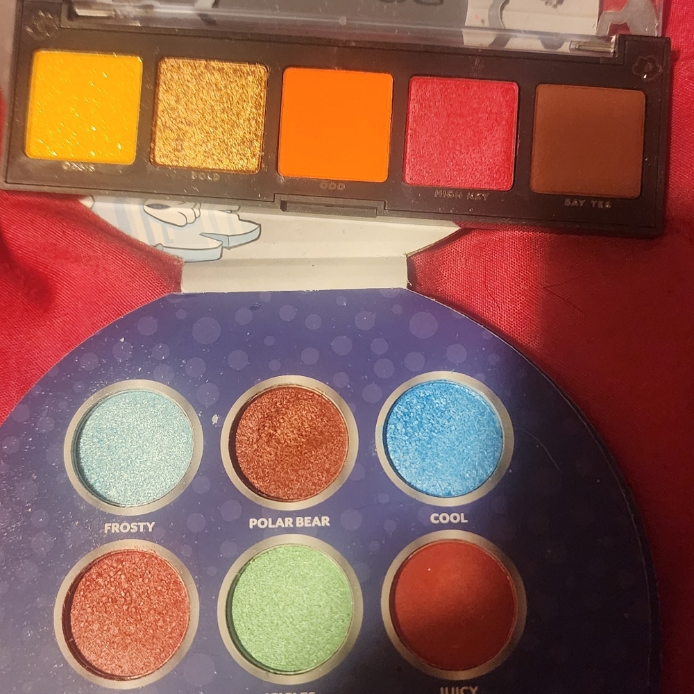 Makeup bundle - Picture 4 of 12